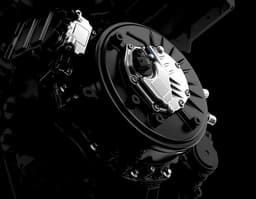 Geely и Renault бросили вызов электробуму: модули для превращения электромобилей в гибриды появятся к 2028